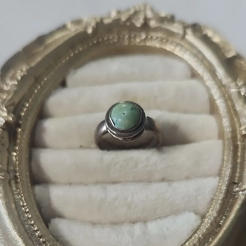 Sterling Silver Vintage Ring Size 5